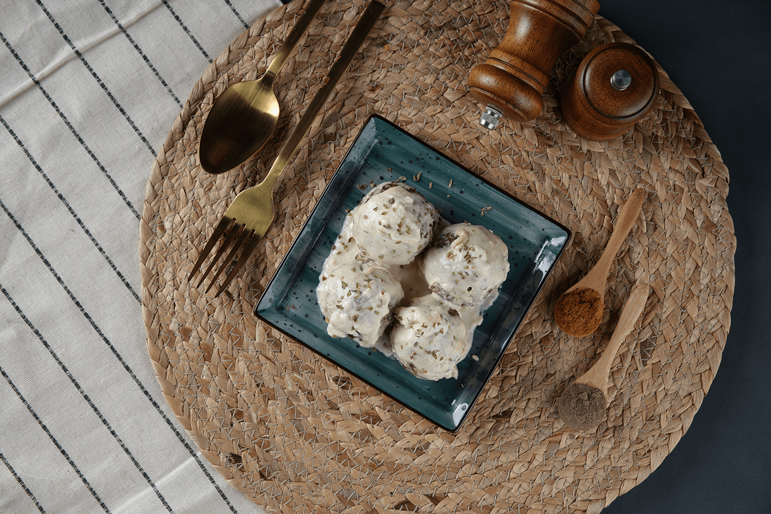 Cheese stuffed meat balls